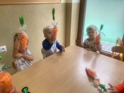 kolorowe wakacje kolor pomaranczowy 8 20250718 1133333421