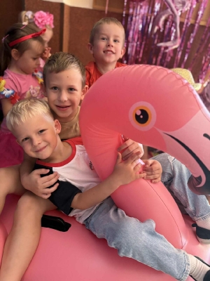 kolorowe wakacje kolor rozowy 4 20250802 1839625182